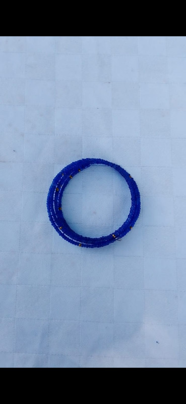 Blue Dotted Beaded Bracelet