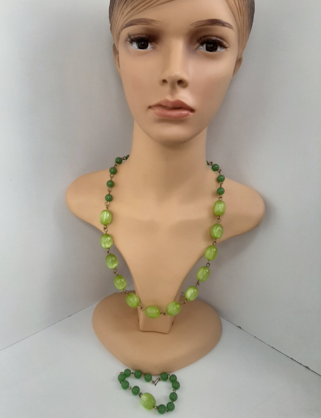Green Amber Bead Set
