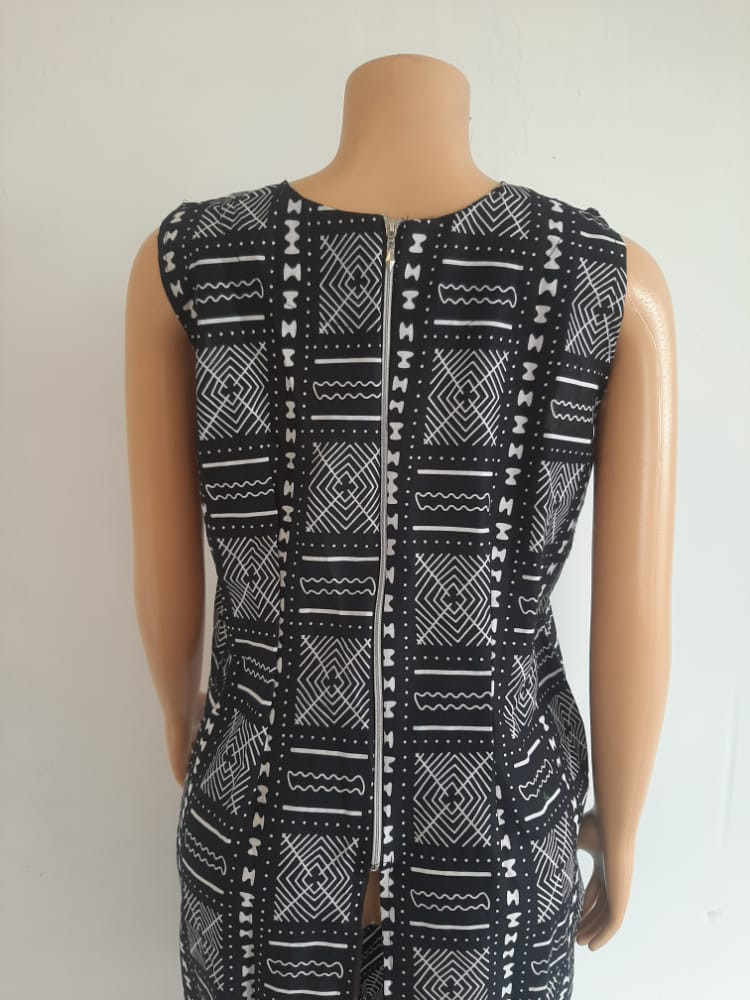 Black And White Print Sleeveless Kente Design Dress Top