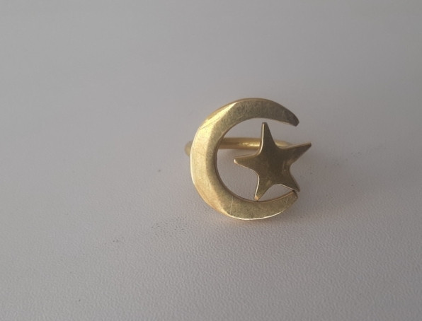 Star Brass Crescent Ring