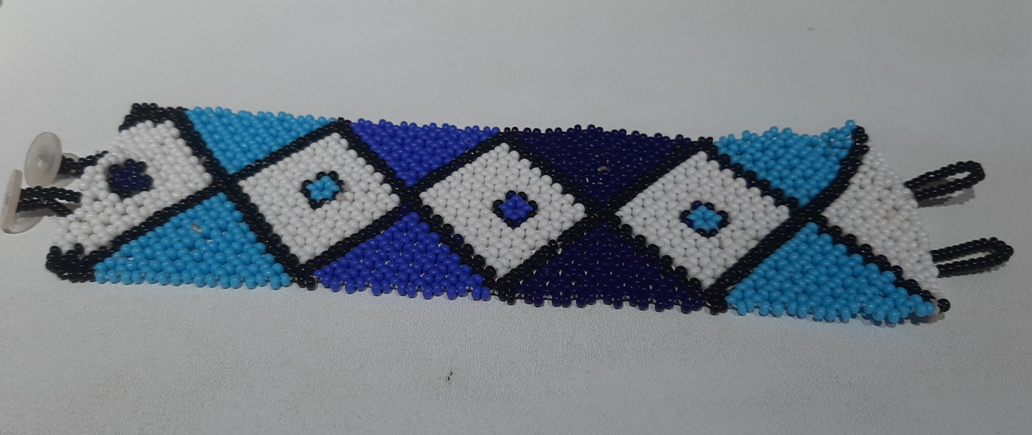 Blue White Tennis Pattern Beaded Bracelet