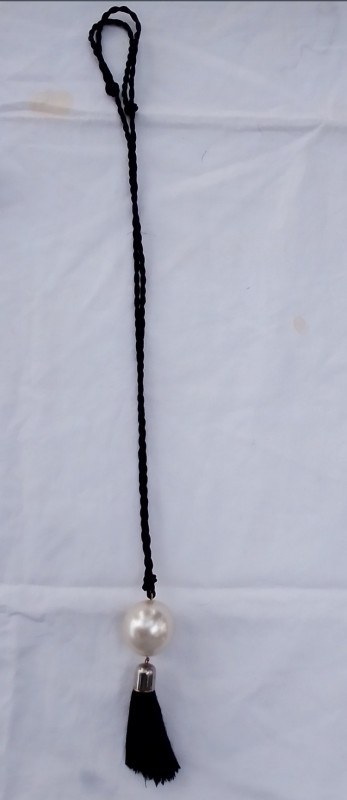 Tassel Black Fall sling Nacklace