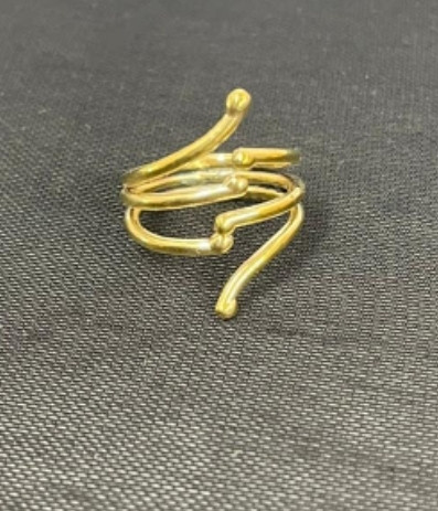 Spiral Rounded Strips Ring