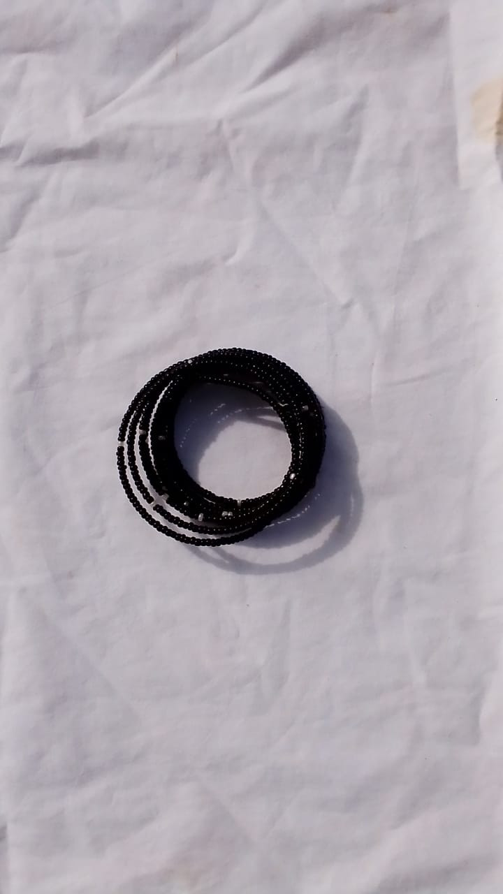 Black Dotted Spiral Beaded Bangle