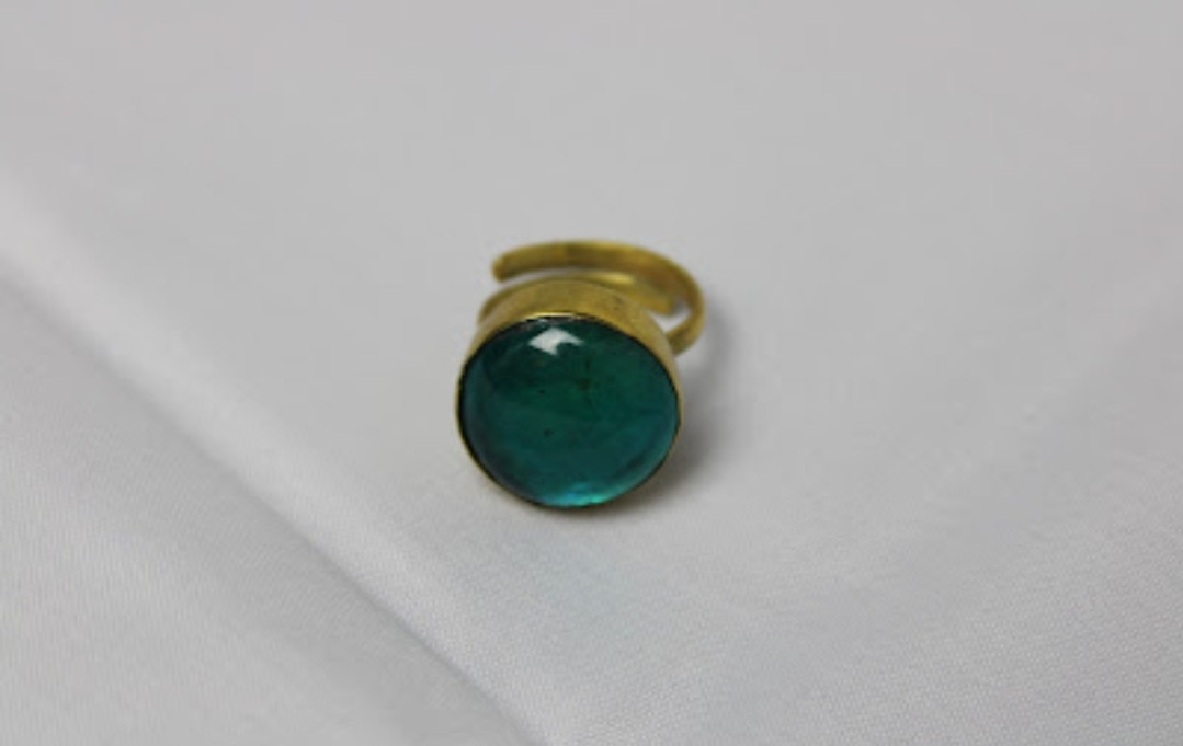 Glass Glossy Green Ring