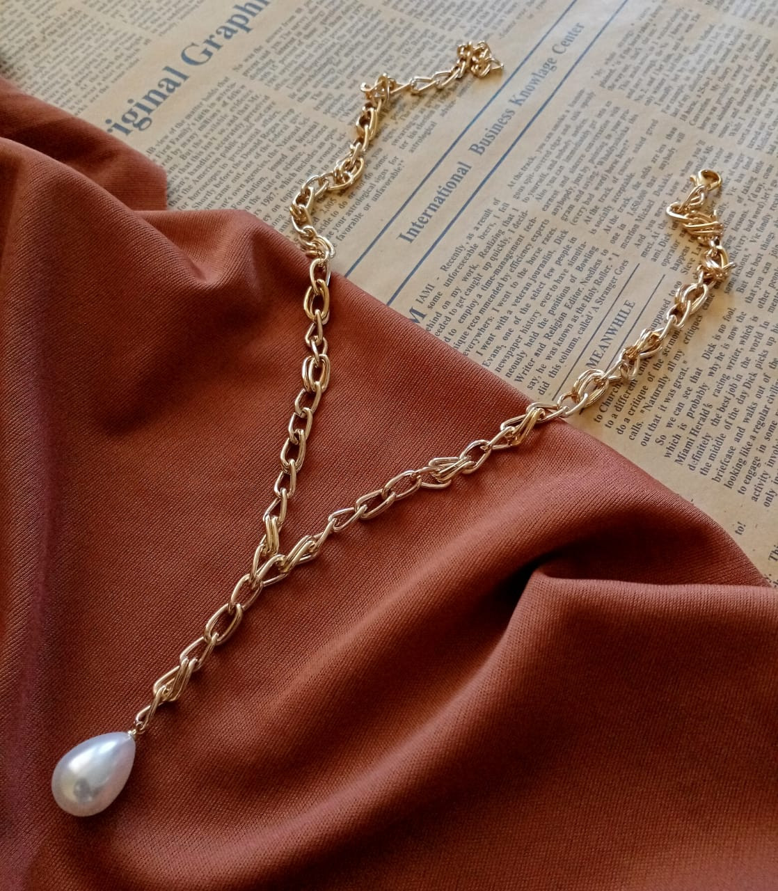 Rose Gold and Pearl Necklace